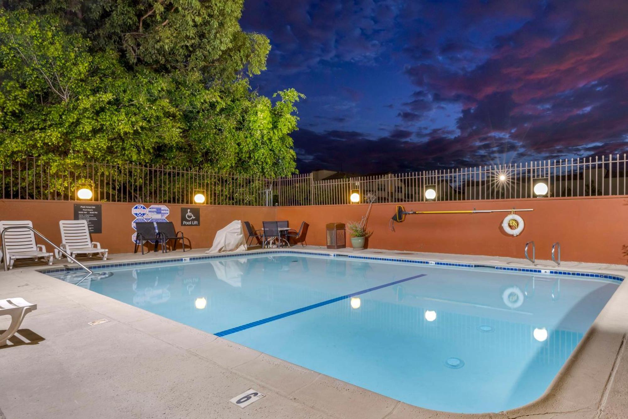 Best Western Los Angeles Worldport Hotel Экстерьер фото
